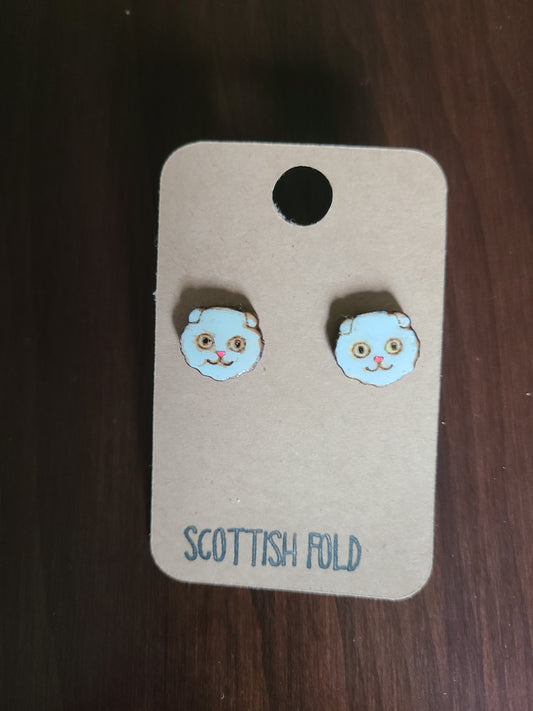 Cat stud earrings